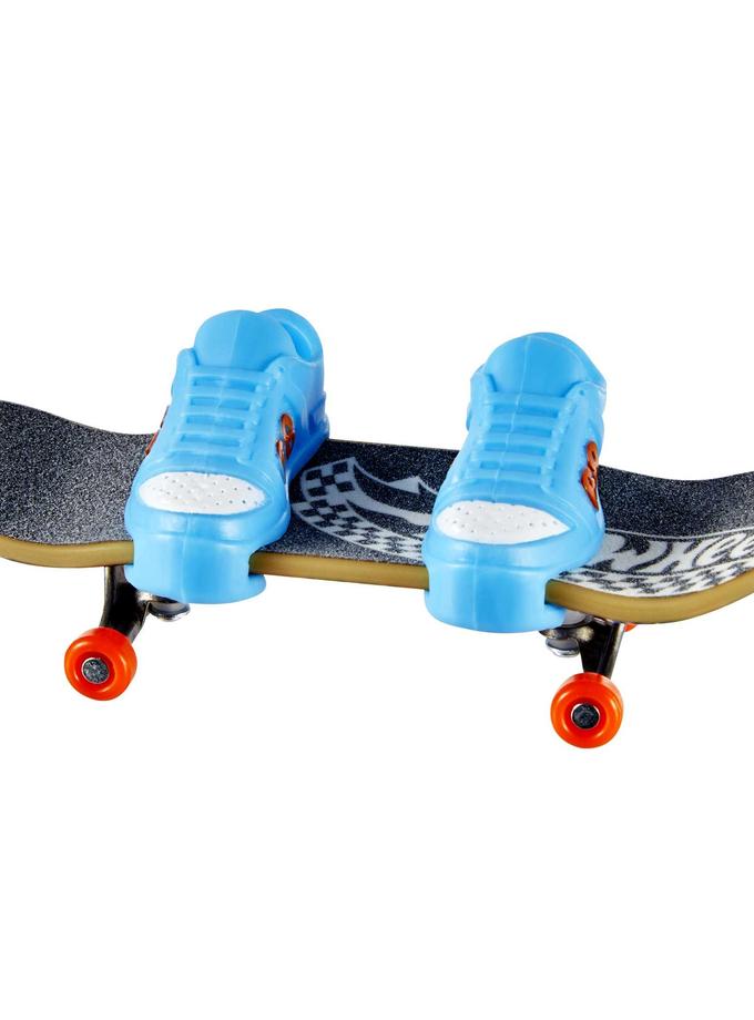 Hot Wheels Skate Veículo de Brinquedo Skateboard CHALLENGE ACCEPTED™ com Tênis New Arrival