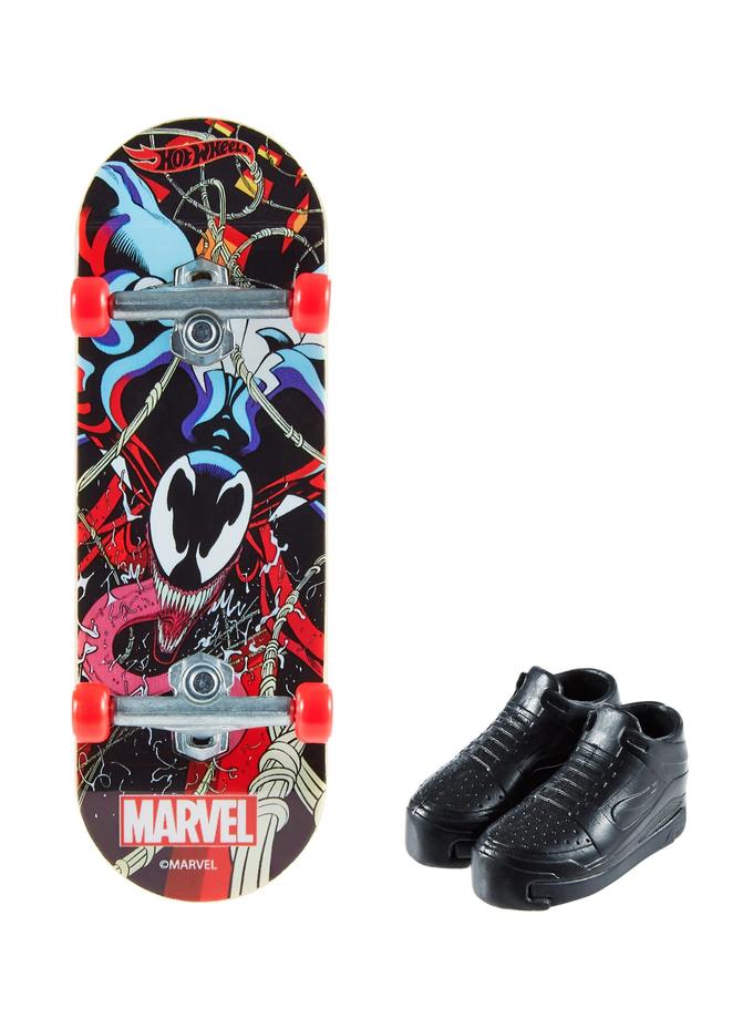 Hot Wheels Skate Veículo de Brinquedo Skateboard Marvel com Tênis On Sale