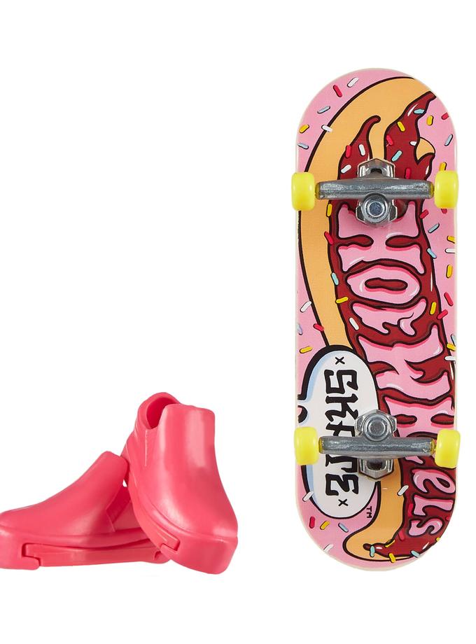 Hot Wheels Skate Veículo de Brinquedo Skateboard Símbolo de Donut com Tênis High Quality