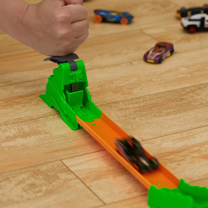 Hot Wheels Track Builder Pista de Brinquedo Caixa Pequena de Acrobacias Temática Salto Tóxico High Quality